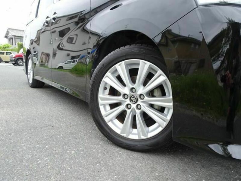 VELLFIRE-30