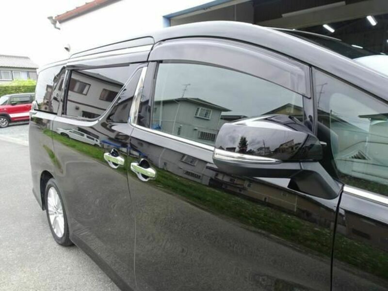 VELLFIRE-32