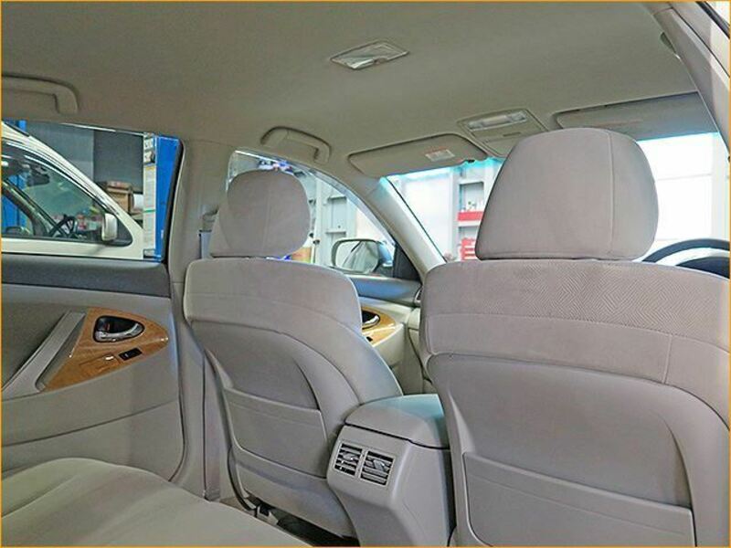 CAMRY-28