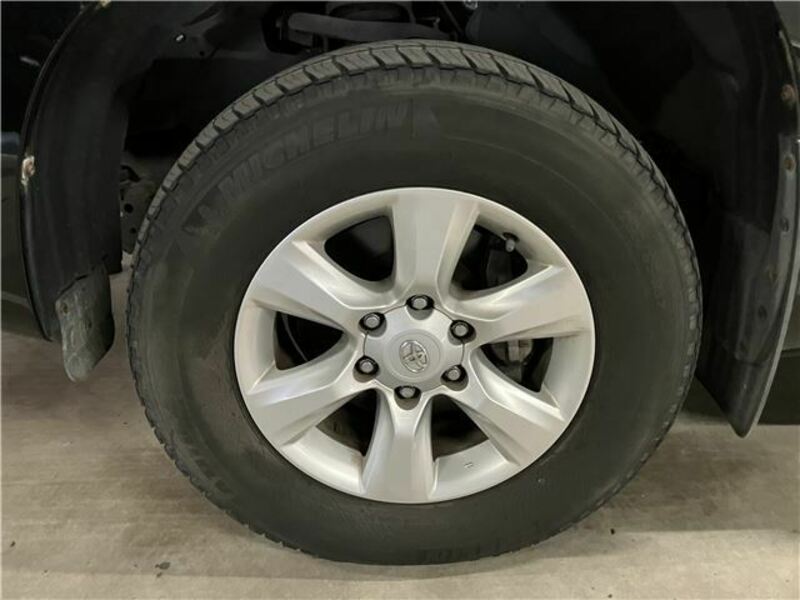 LAND CRUISER PRADO-14