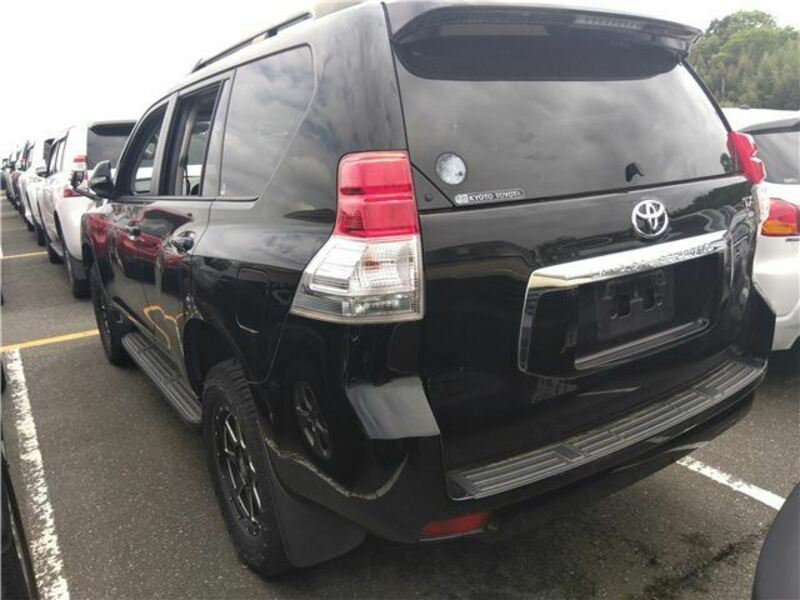 LAND CRUISER PRADO-7
