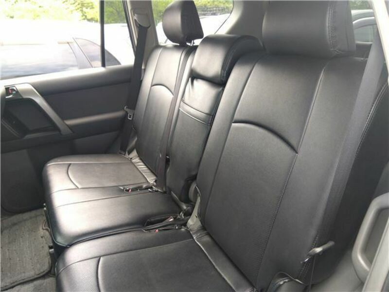 LAND CRUISER PRADO-10