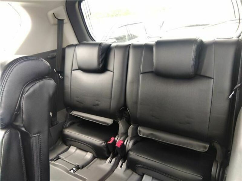 LAND CRUISER PRADO-12
