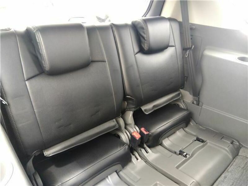 LAND CRUISER PRADO-13