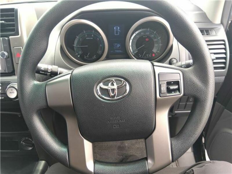 LAND CRUISER PRADO-24