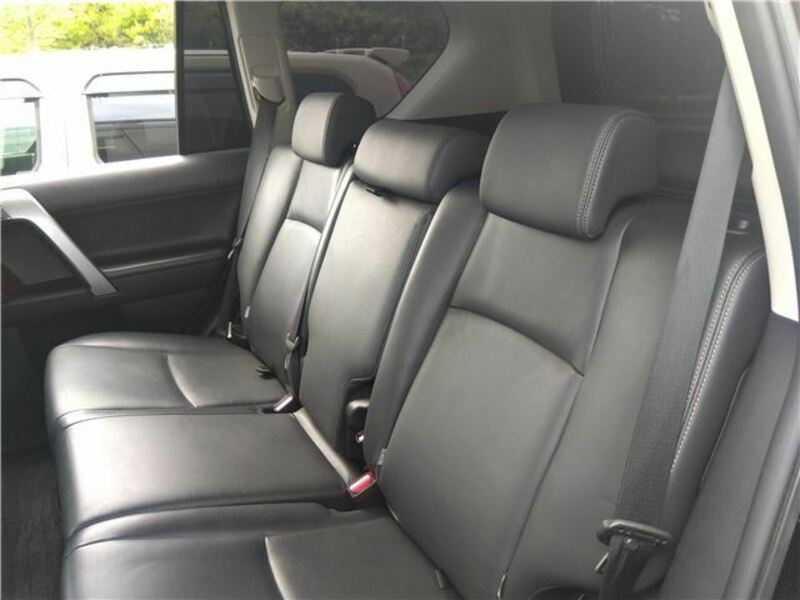 LAND CRUISER PRADO-10