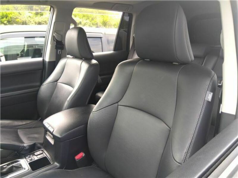 LAND CRUISER PRADO-11
