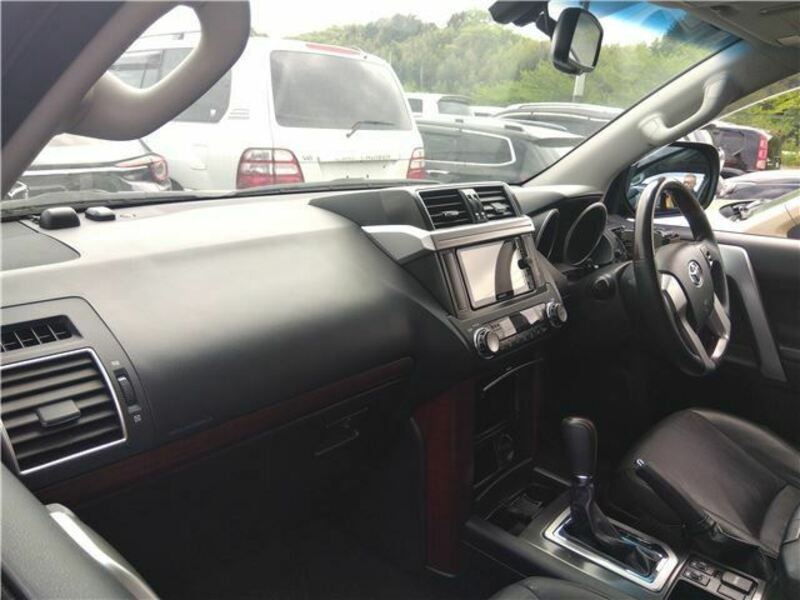LAND CRUISER PRADO-14