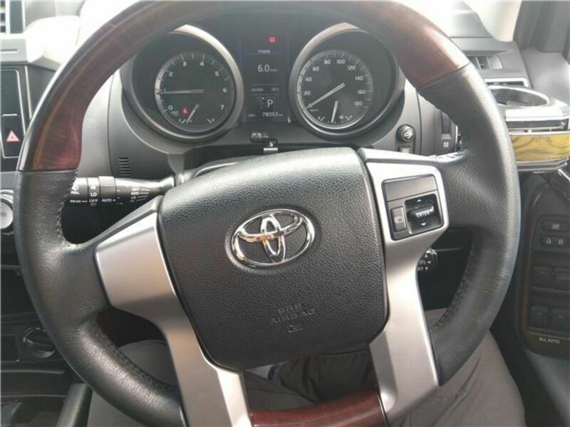 LAND CRUISER PRADO-22