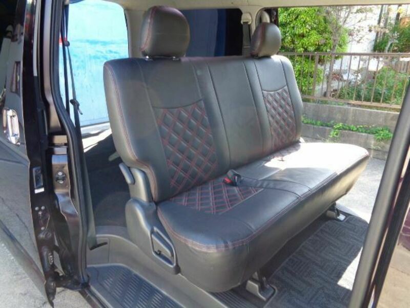HIACE VAN-11