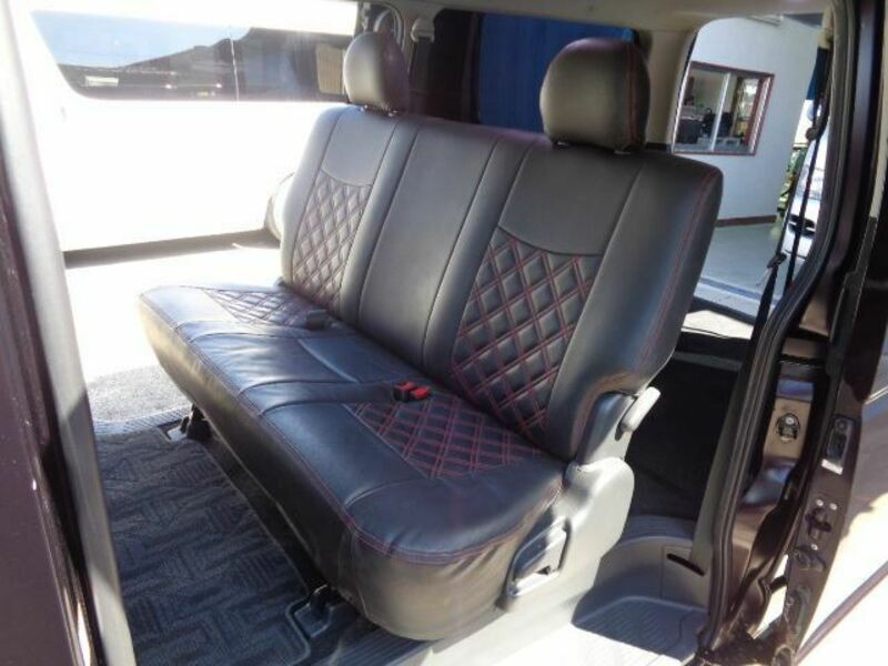 HIACE VAN-12
