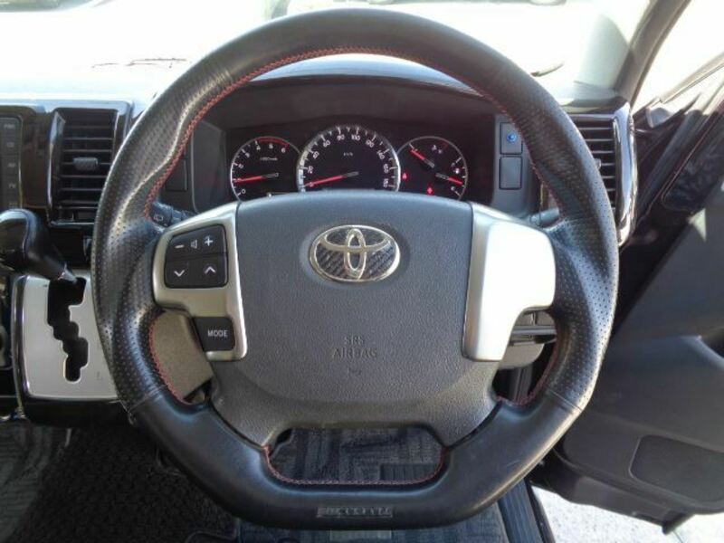 HIACE VAN-13