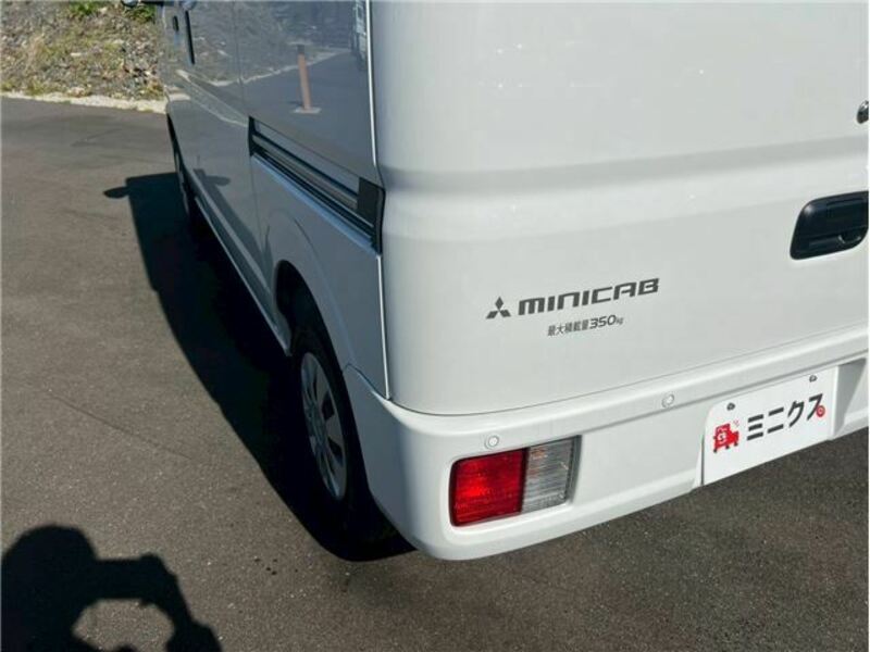 MINICAB VAN-36
