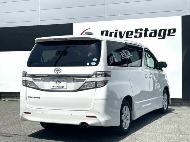VELLFIRE-9