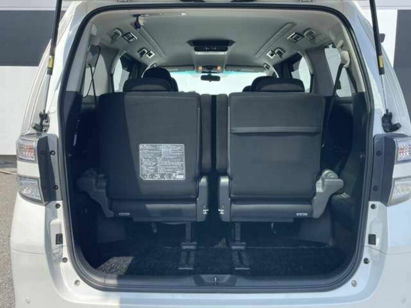 VELLFIRE-14