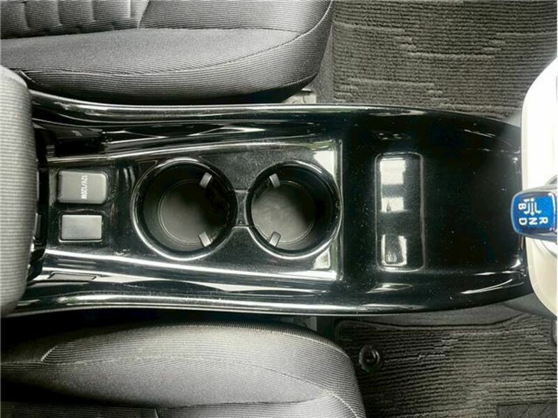 PRIUS PHV-10