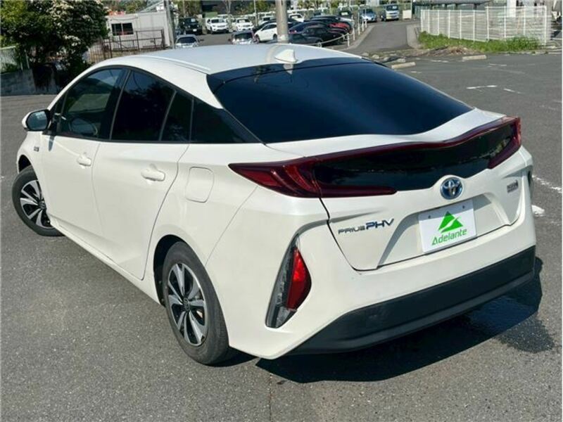 PRIUS PHV-44