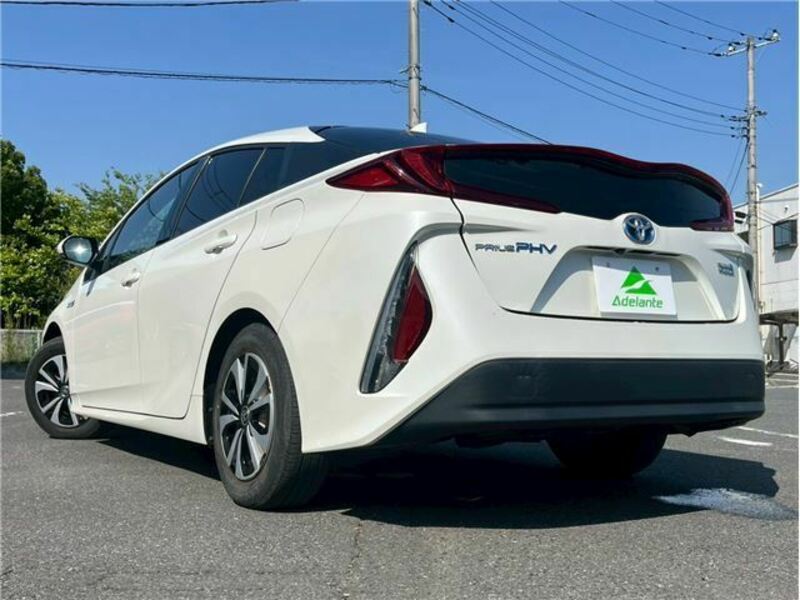 PRIUS PHV-45