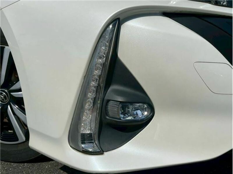 PRIUS PHV-48