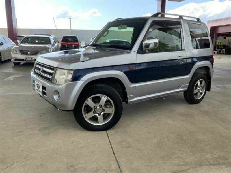 PAJERO MINI