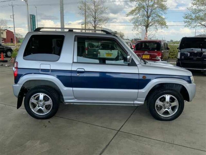 PAJERO MINI