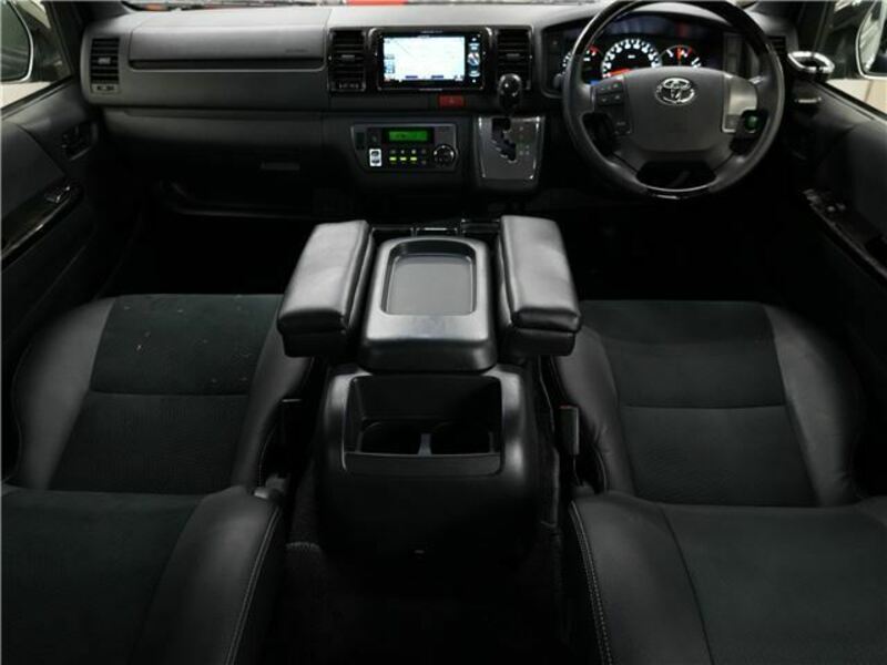 HIACE VAN-2