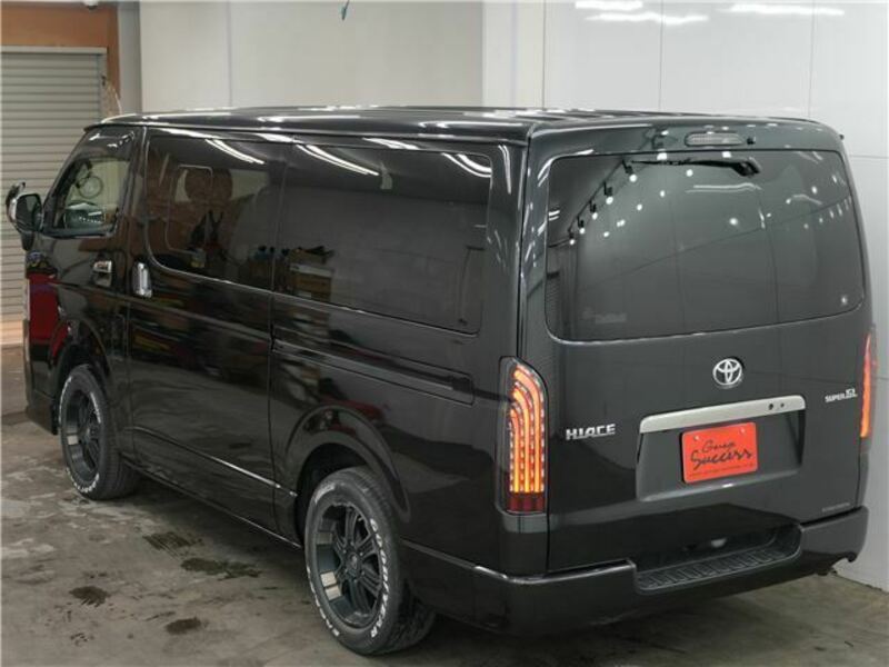 HIACE VAN-16