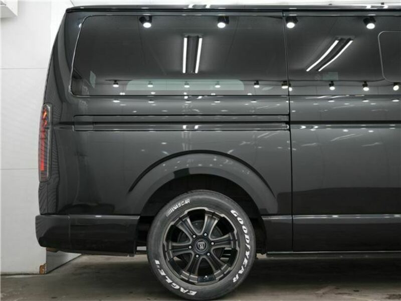 HIACE VAN-21