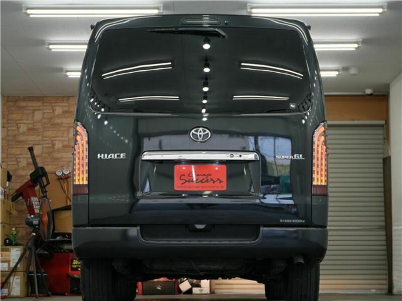 HIACE VAN-32