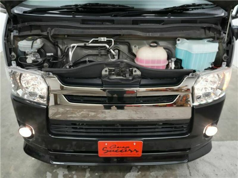 HIACE VAN-42