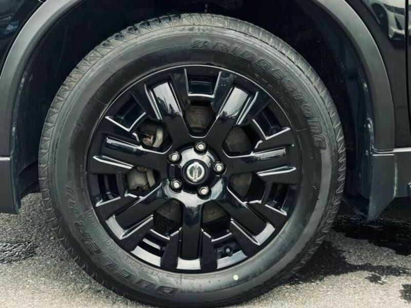 X-TRAIL-9