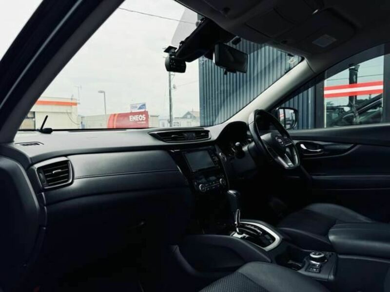 X-TRAIL-12