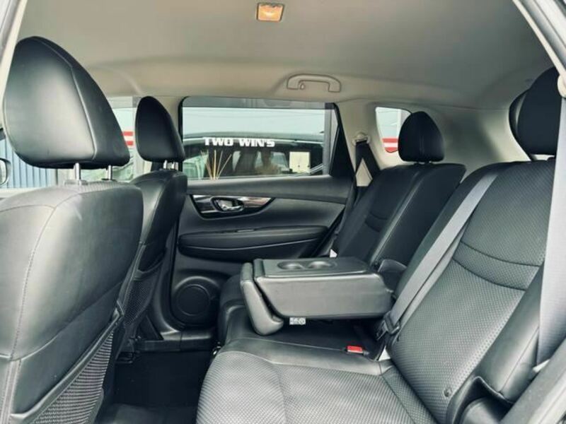 X-TRAIL-16