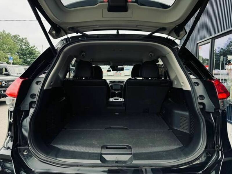 X-TRAIL-18