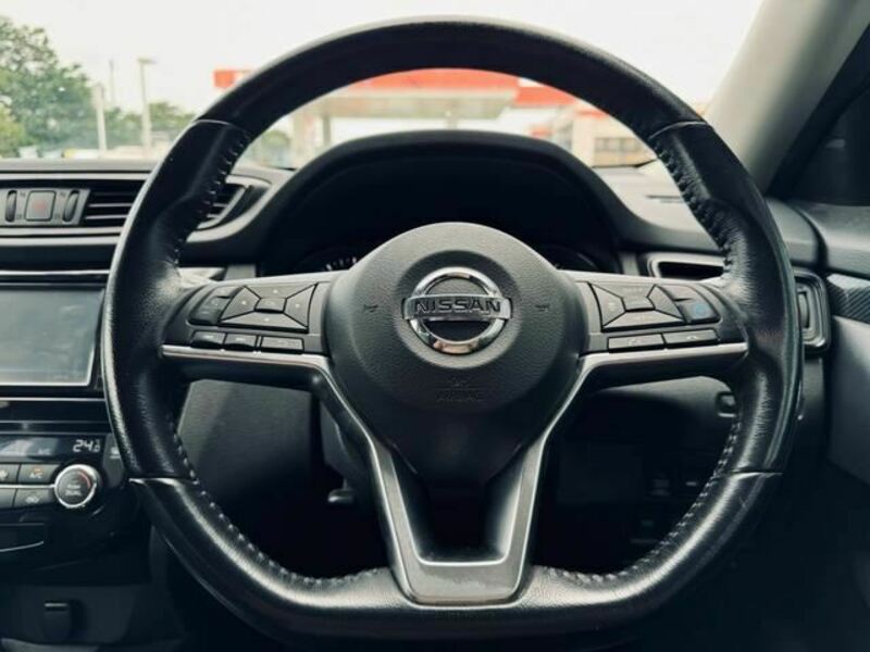 X-TRAIL-20