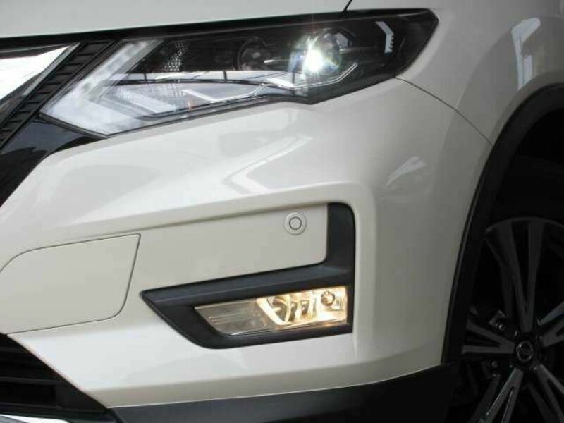 X-TRAIL-23