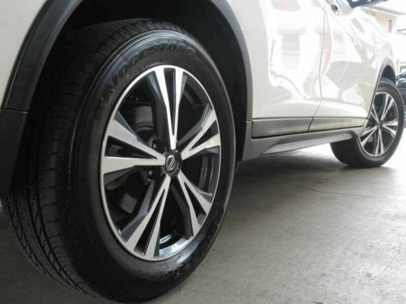 X-TRAIL-26