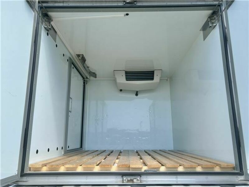 CARRY TRUCK-12