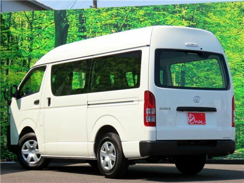 HIACE VAN