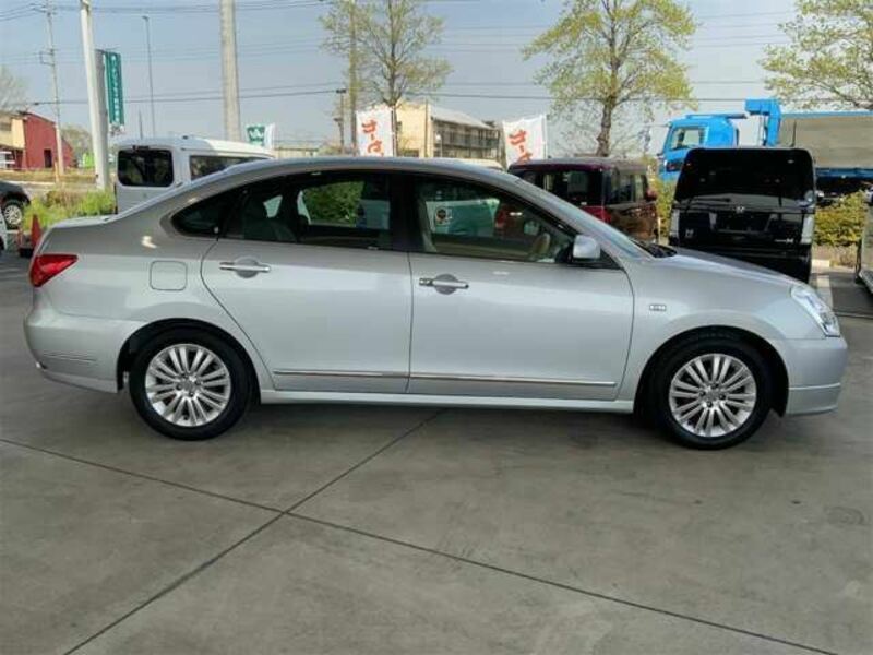 BLUEBIRD SYLPHY-6