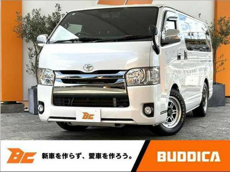 TOYOTA　HIACE