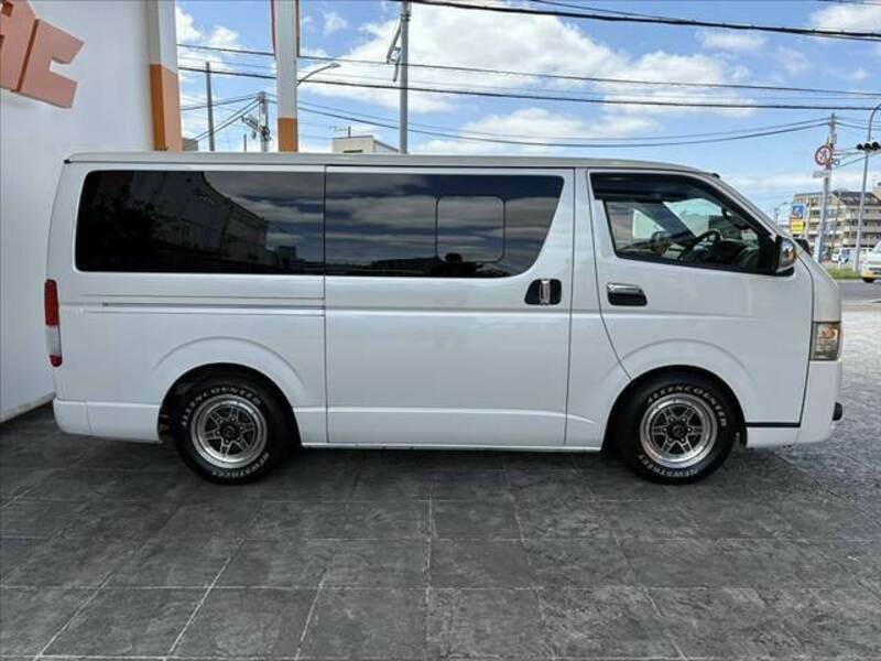 HIACE-10