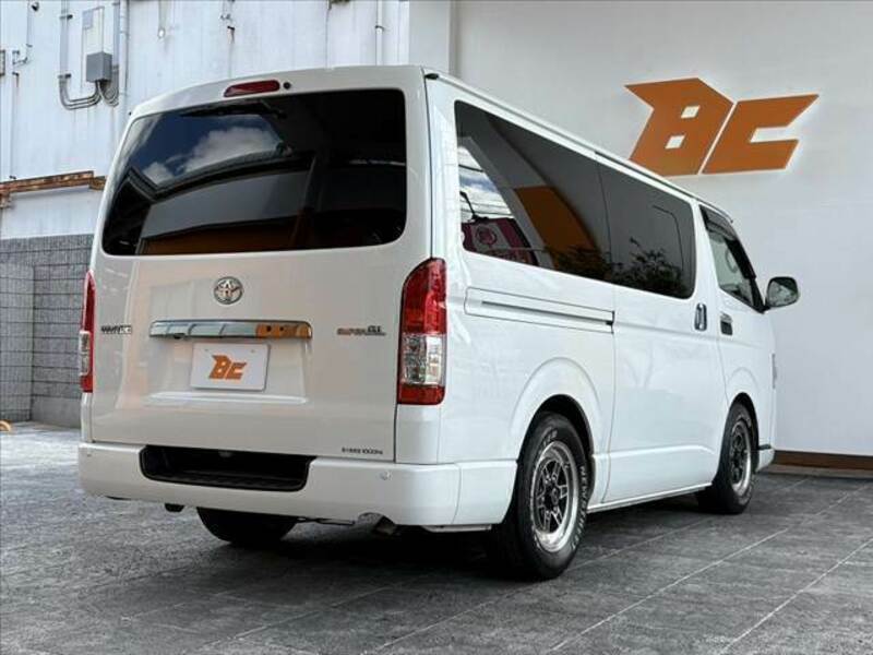 HIACE-12