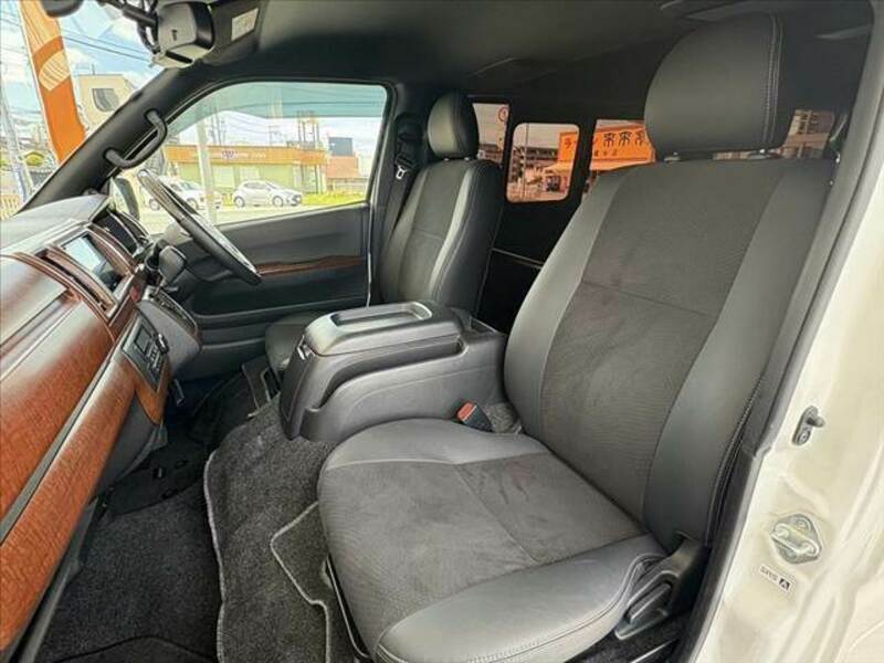 HIACE-16