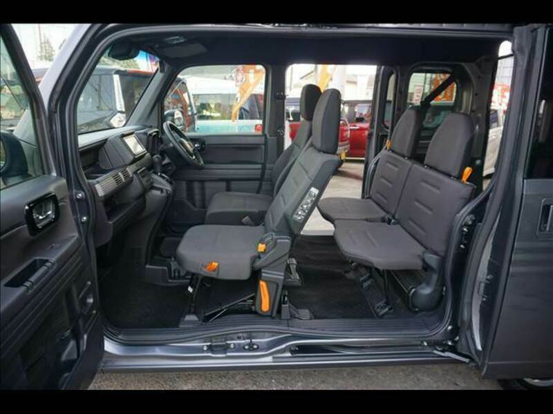 N-VAN