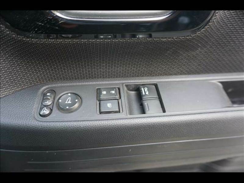 N-VAN