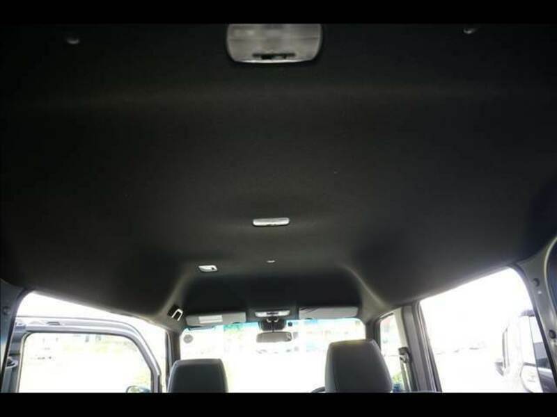 N-VAN