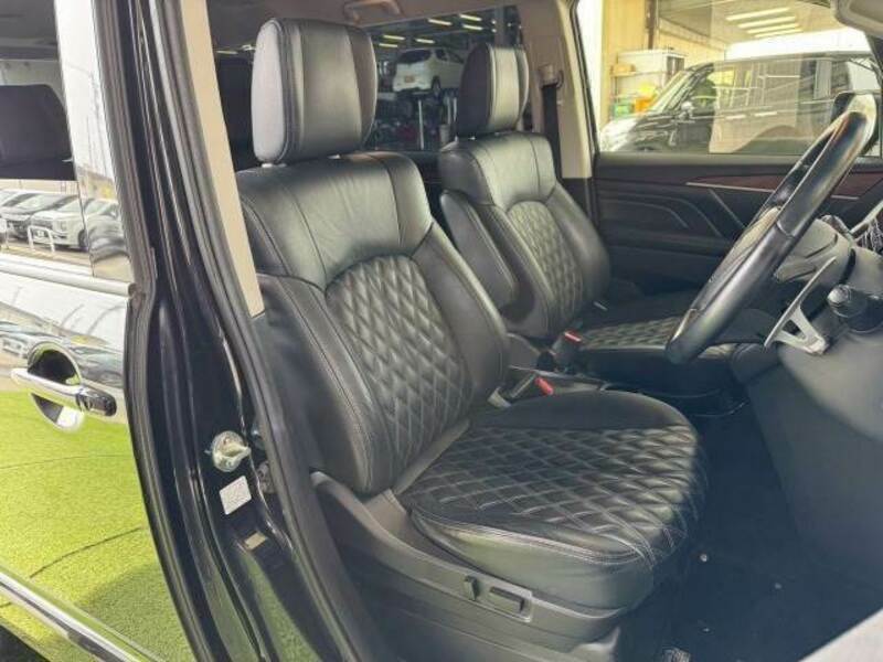 DELICA-4