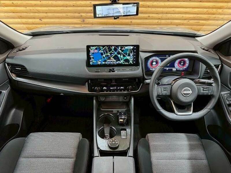 X-TRAIL-1