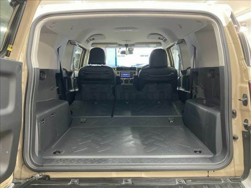 FJ CRUISER-13